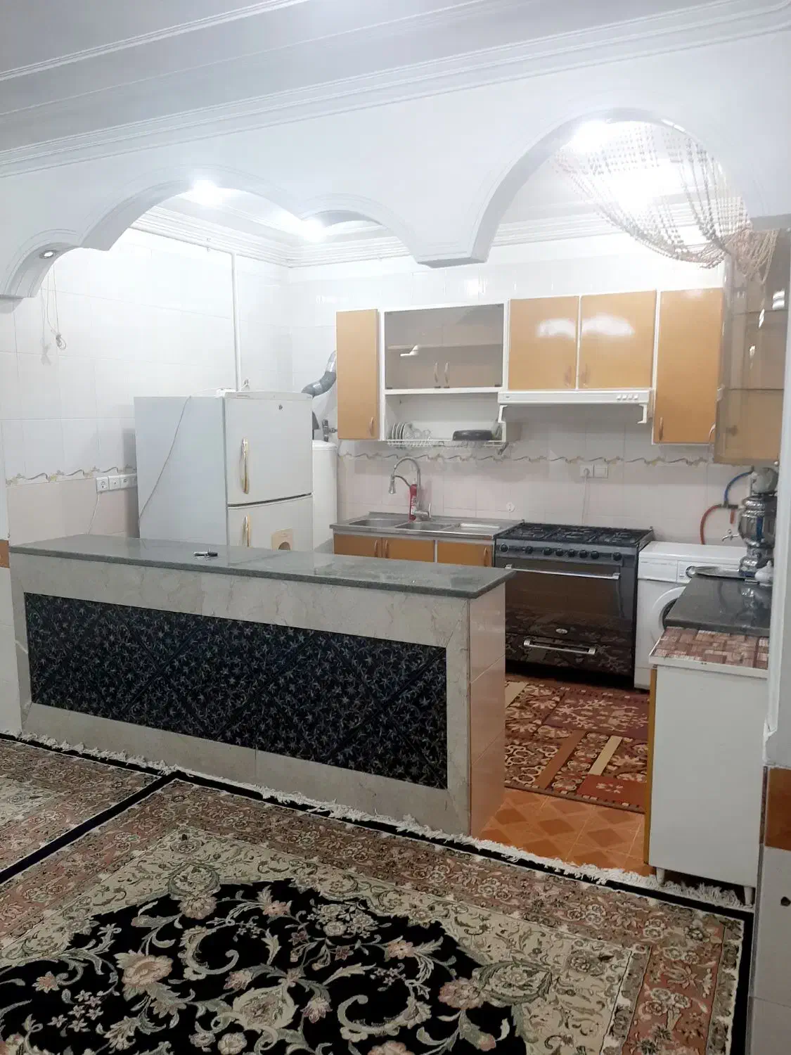 سوئیت سوییت منزل اتاق دربست۱و۲خواب مرکز شهر|اجارهٔ کوتاهمدت آپارتمان و سوئیت|یزد, |دیوار