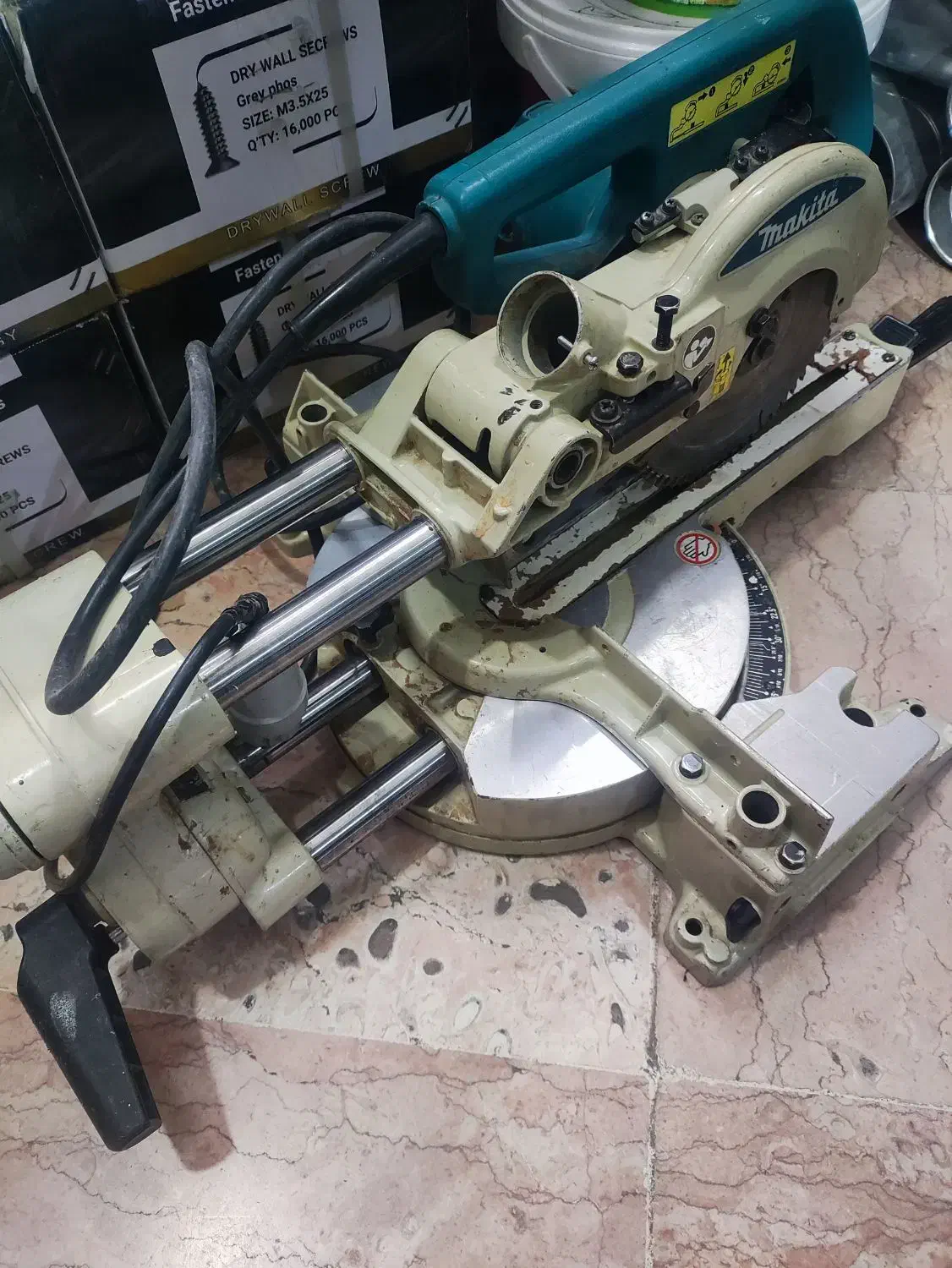 فارسی بر ماکیتا|ابزارآلات|ساوه, |دیوار