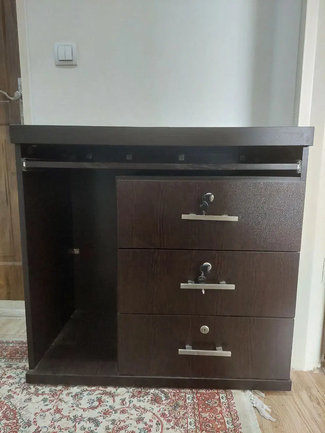 میز تحریر|میز تحریر و کامپیوتر|پاکدشت, پاکدشت (مامازند)|دیوار