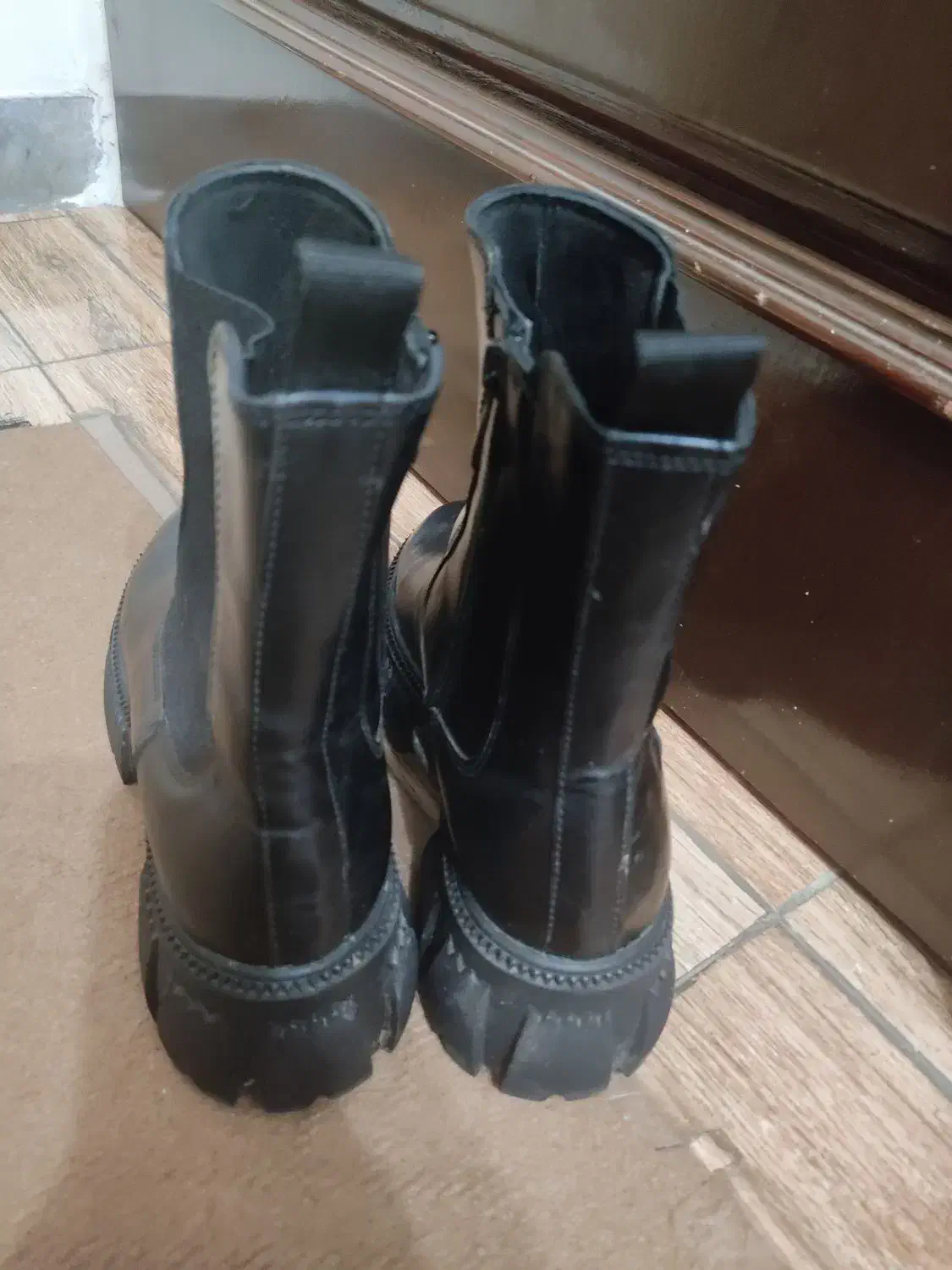 فروش یک جفت بوت زنانه|کیف، کفش، کمربند|رشت, شهرک قدس|دیوار