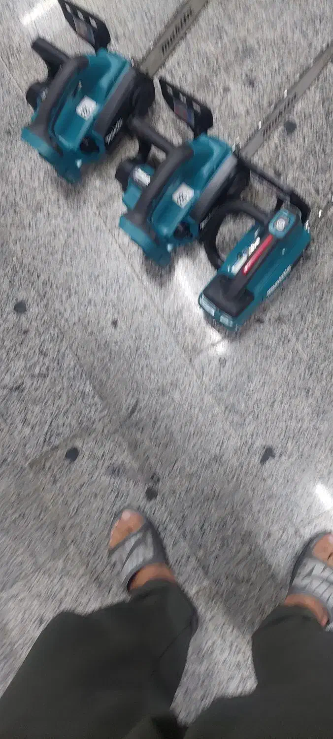 اره بشقابی هیلتی زاویه و درجه برش به همراه جعبه|ابزارآلات|شیراز, سرو|دیوار