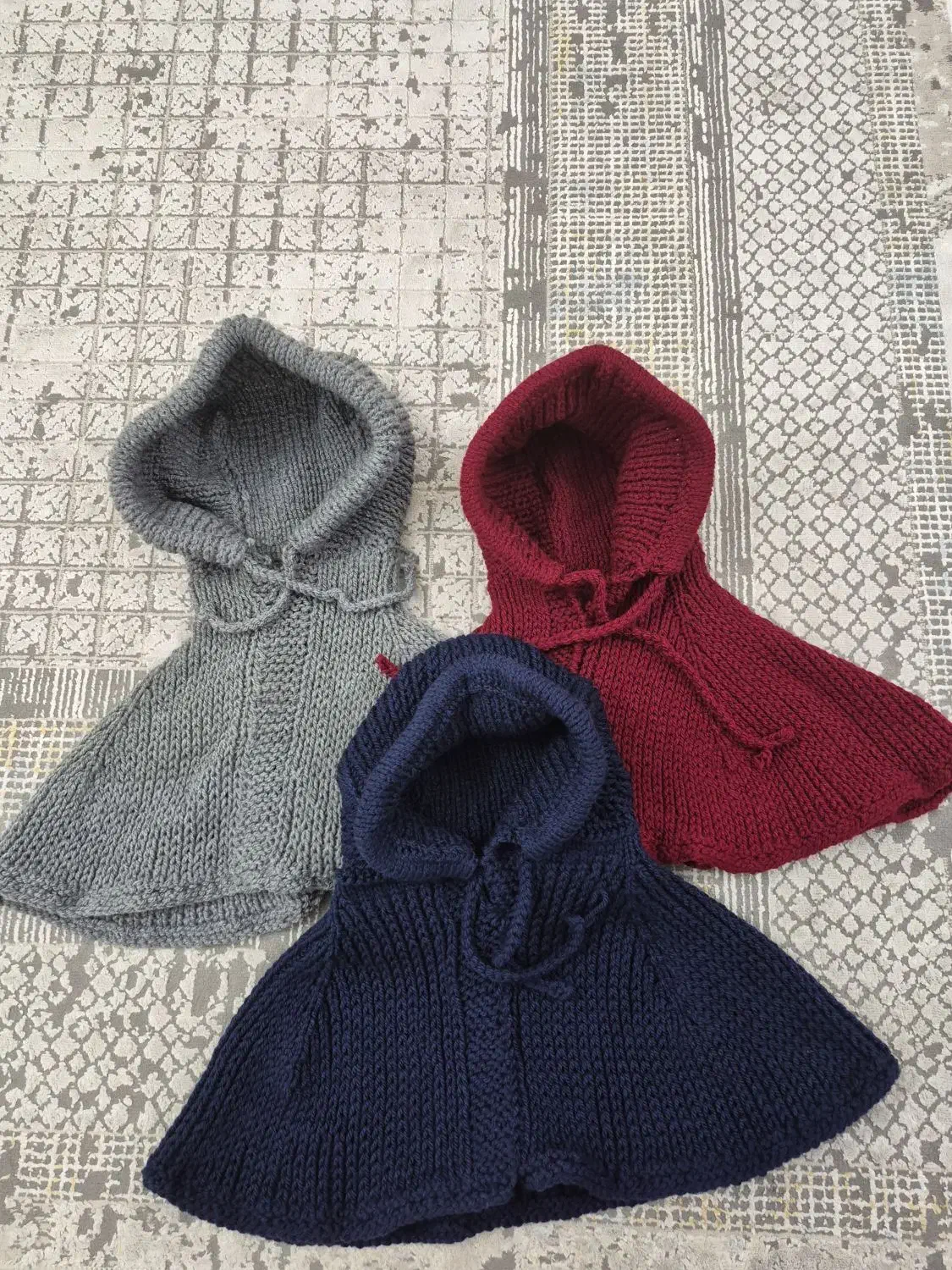 کلاه شنلی ، انواع بافت های دست بافت و ماشینی|کفش و لباس بچه|رشت, کوی مهر|دیوار