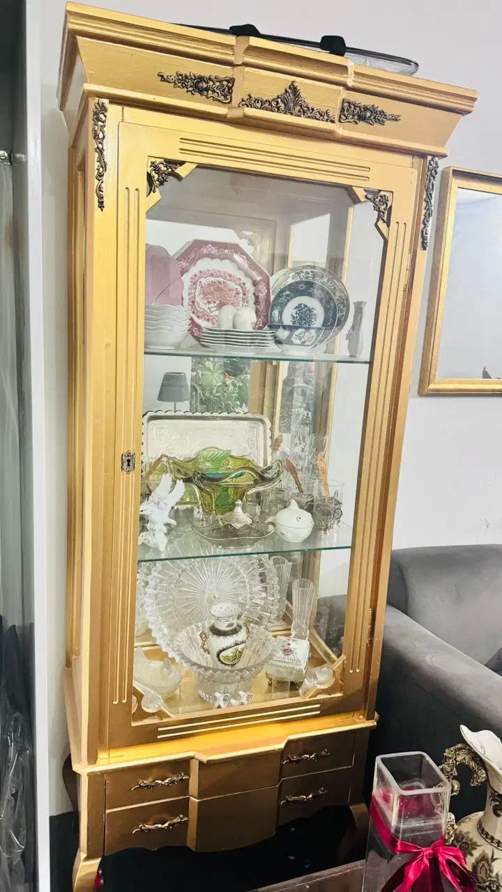 گنجه و میز ناهار خوری|بوفه، ویترین، کنسول|مشهد, چهارچشمه|دیوار