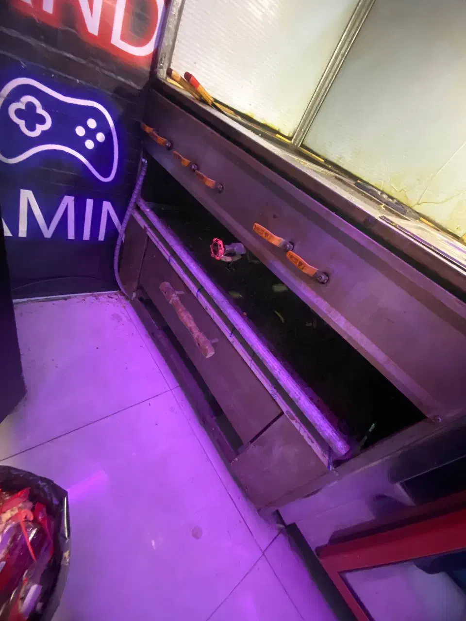 فر ساندویچی|کافی‌شاپ و رستوران|خرم‌آباد, |دیوار