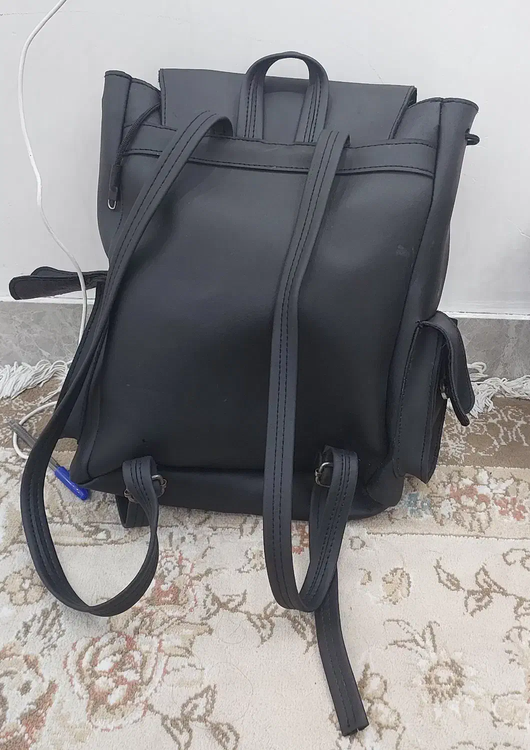 تعدادی کله پشتی|کیف، کفش، کمربند|ایلام, |دیوار