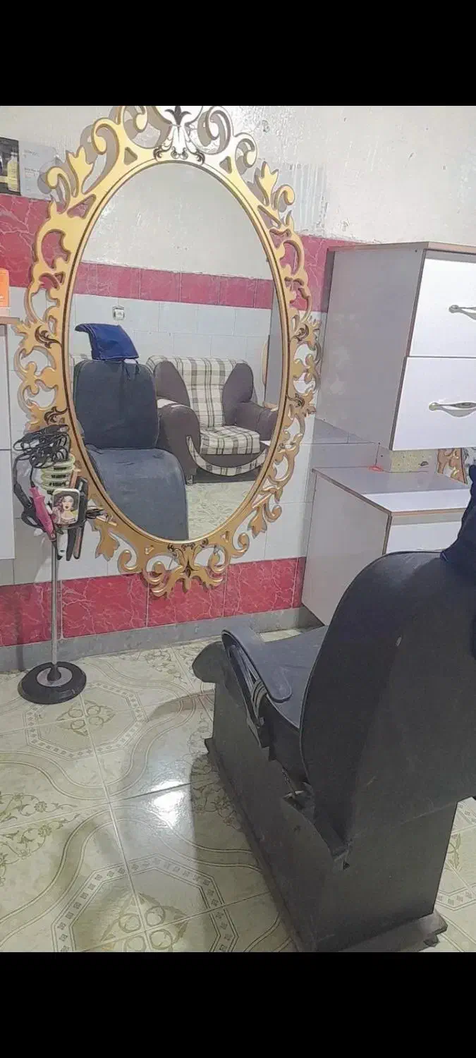 لوازم آرایشی در حد نو|آرایشگاه و سالنهای زیبایی|بیله سوار, |دیوار