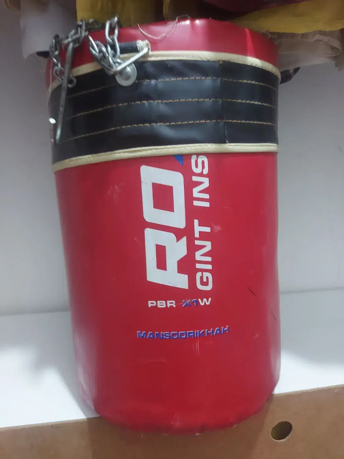 کیسه بوکس بهمراه دستکش ادیداس|تجهیزات ورزشی|زابل, |دیوار