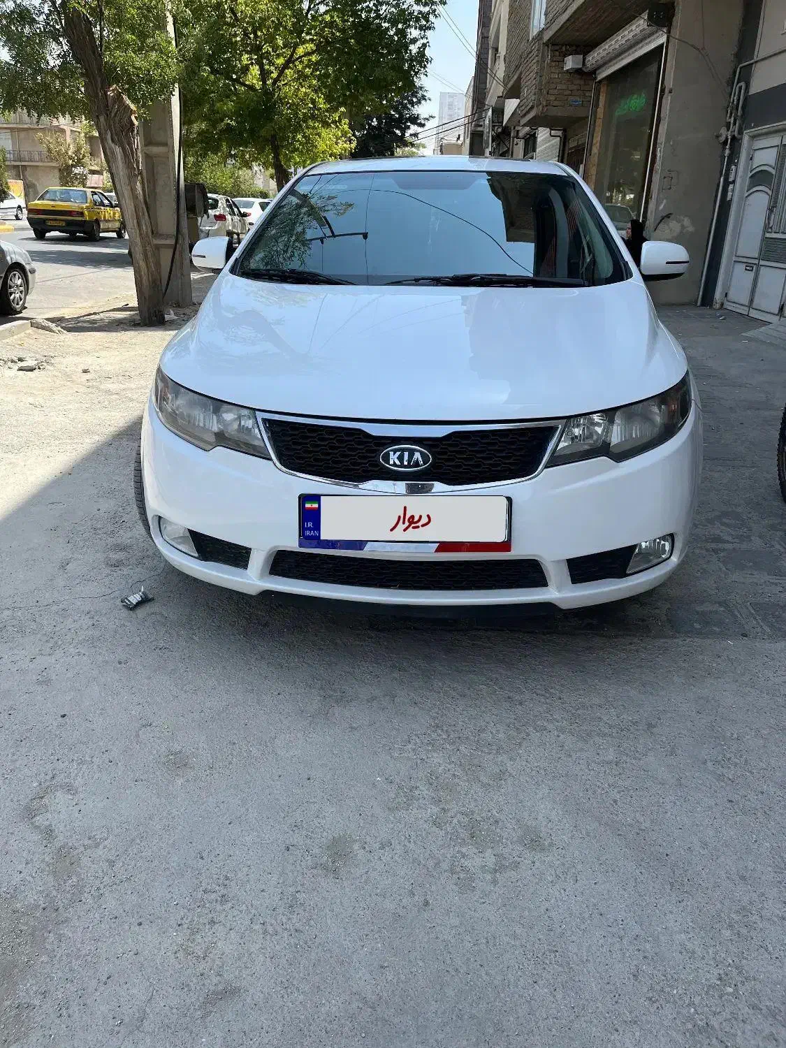 سراتو وارداتی بیرنگ|خودرو سواری و وانت|همدان, |دیوار