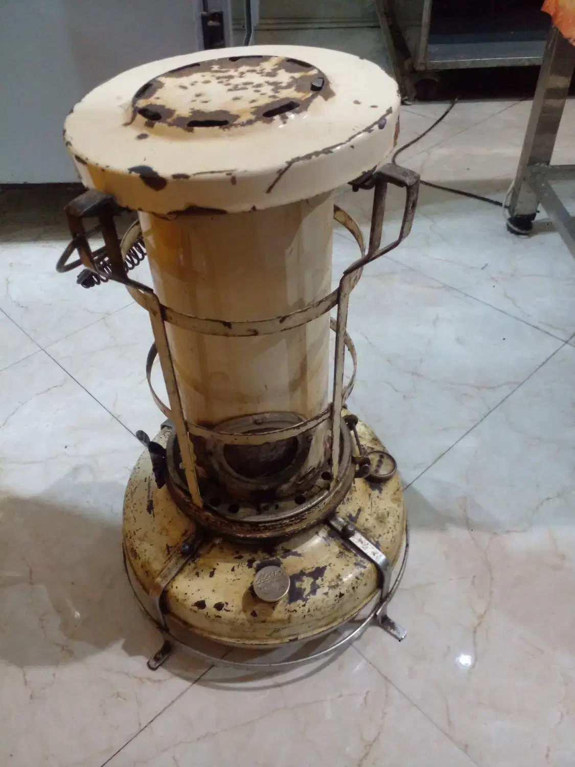 والور چراغ نفتی|بخاری، هیتر، شومینه|مشهد, حجاب (شهرک غرب)|دیوار