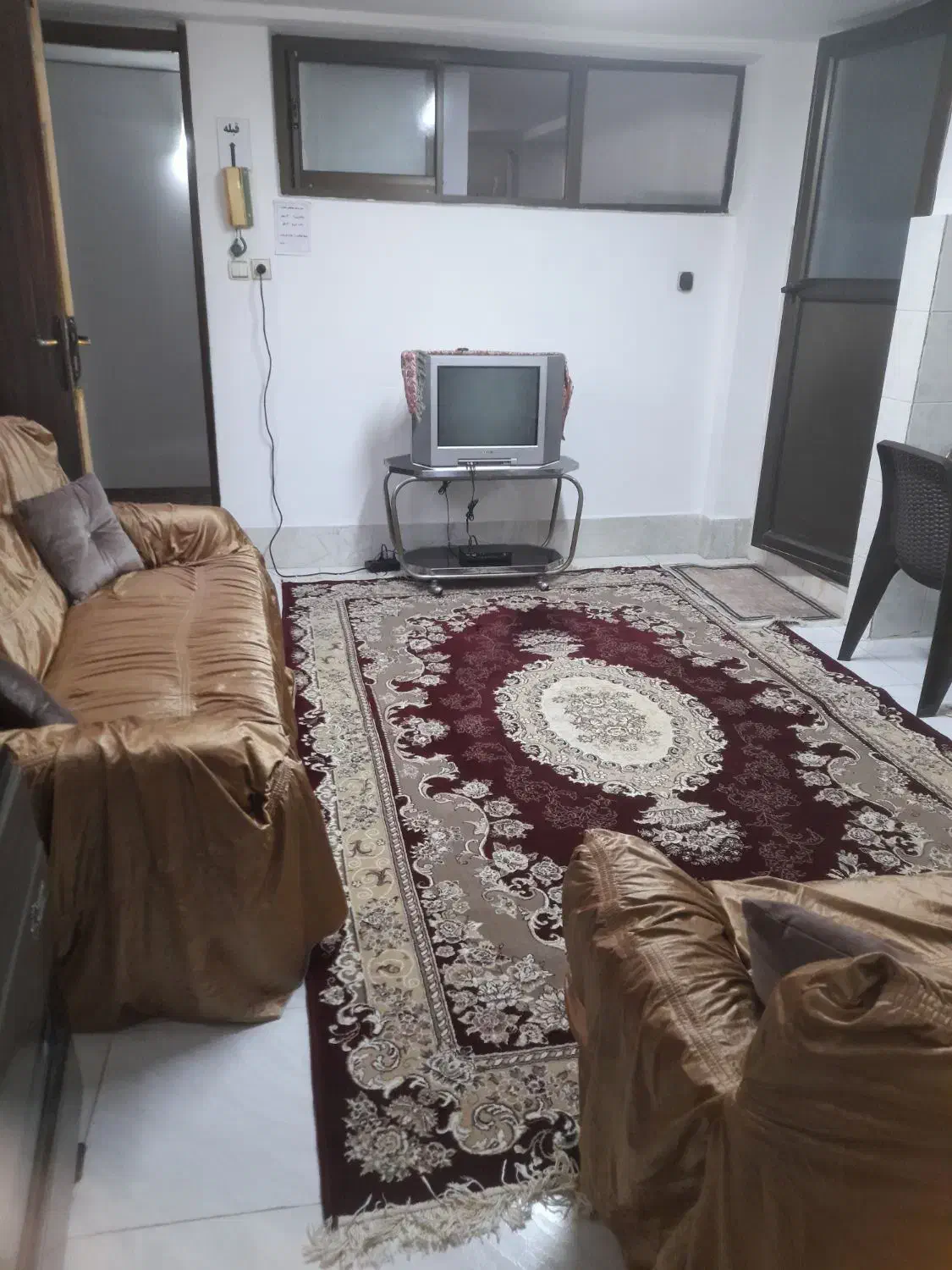 سوییت‌مرکزشهر|اجارهٔ کوتاه‌مدت آپارتمان و سوئیت|لاهیجان, کوی آزادگان|دیوار