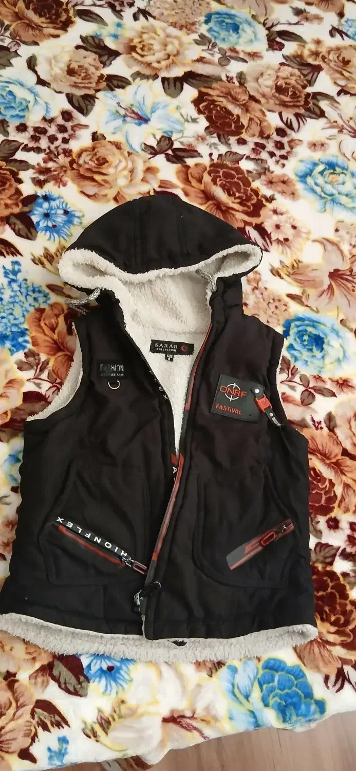 تعدادی لباس کودک|کفش و لباس بچه|کرمانشاه, |دیوار