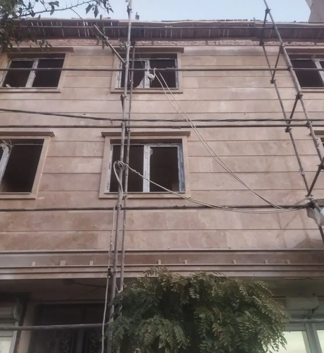 نما رومی ساده مدرن سنگ همراه با طراحی|خدمات پیشه و مهارت|ایلخچی, |دیوار