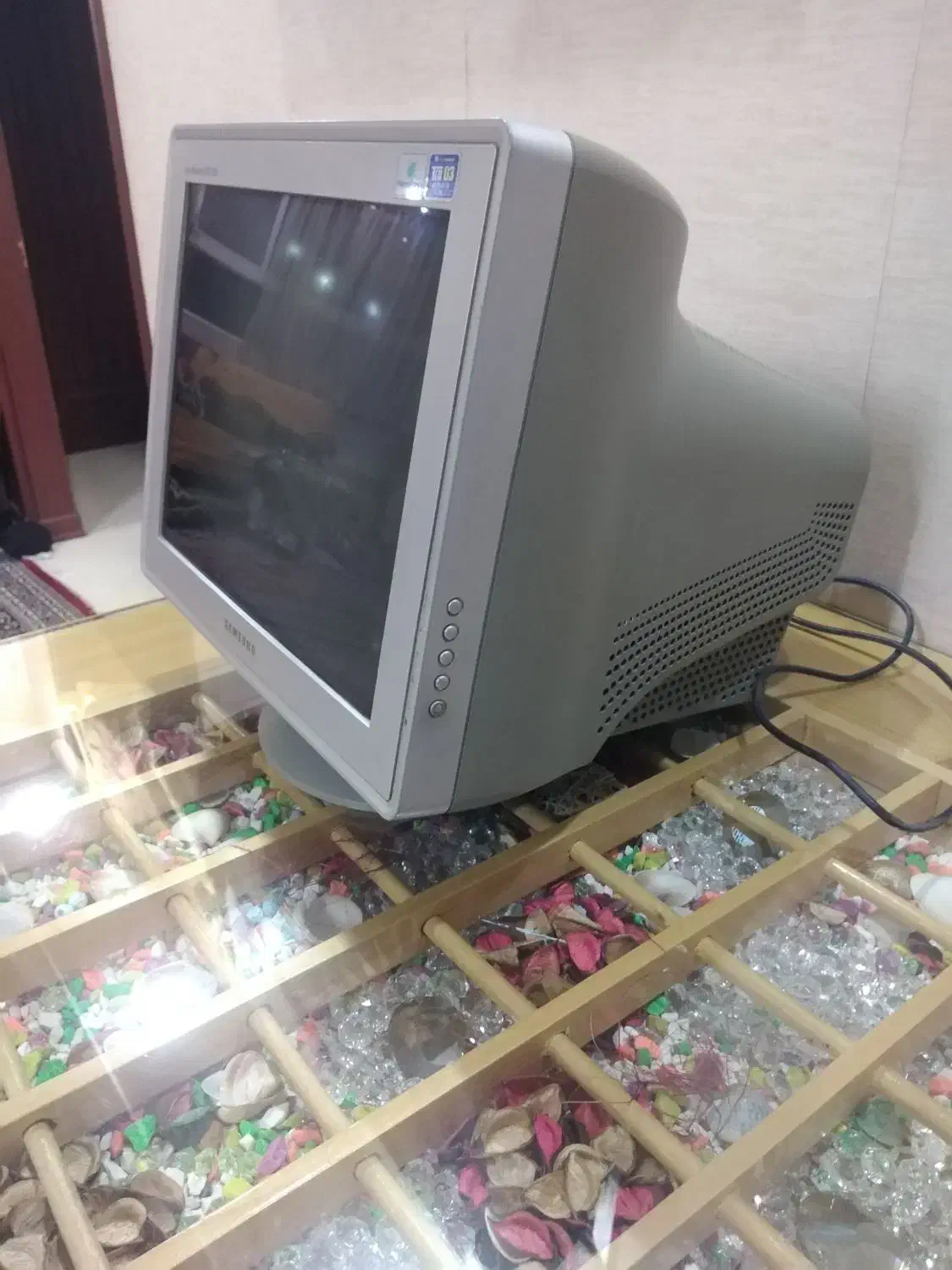 فروش مانیتور سامسونگ 17 اینچ باکیفیت تصویرر|قطعات و لوازم جانبی رایانه|مشهد, هفت تیر (حافظ)|دیوار