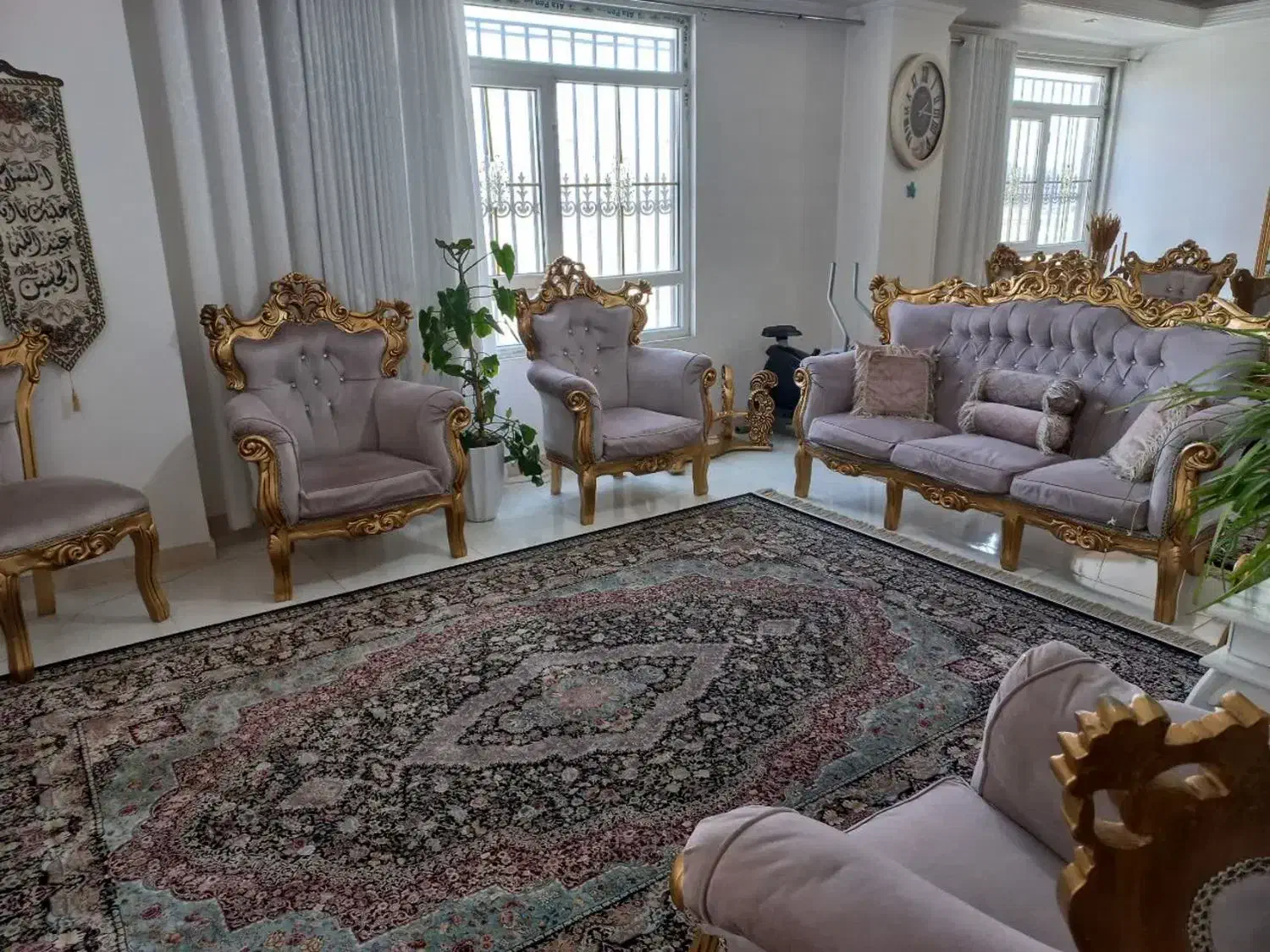 مبلمان استیل و سلطنتی 13 نفره فروش فوری|مبلمان خانگی و میز عسلی|اسلام‌شهر, شهرک واوان|دیوار