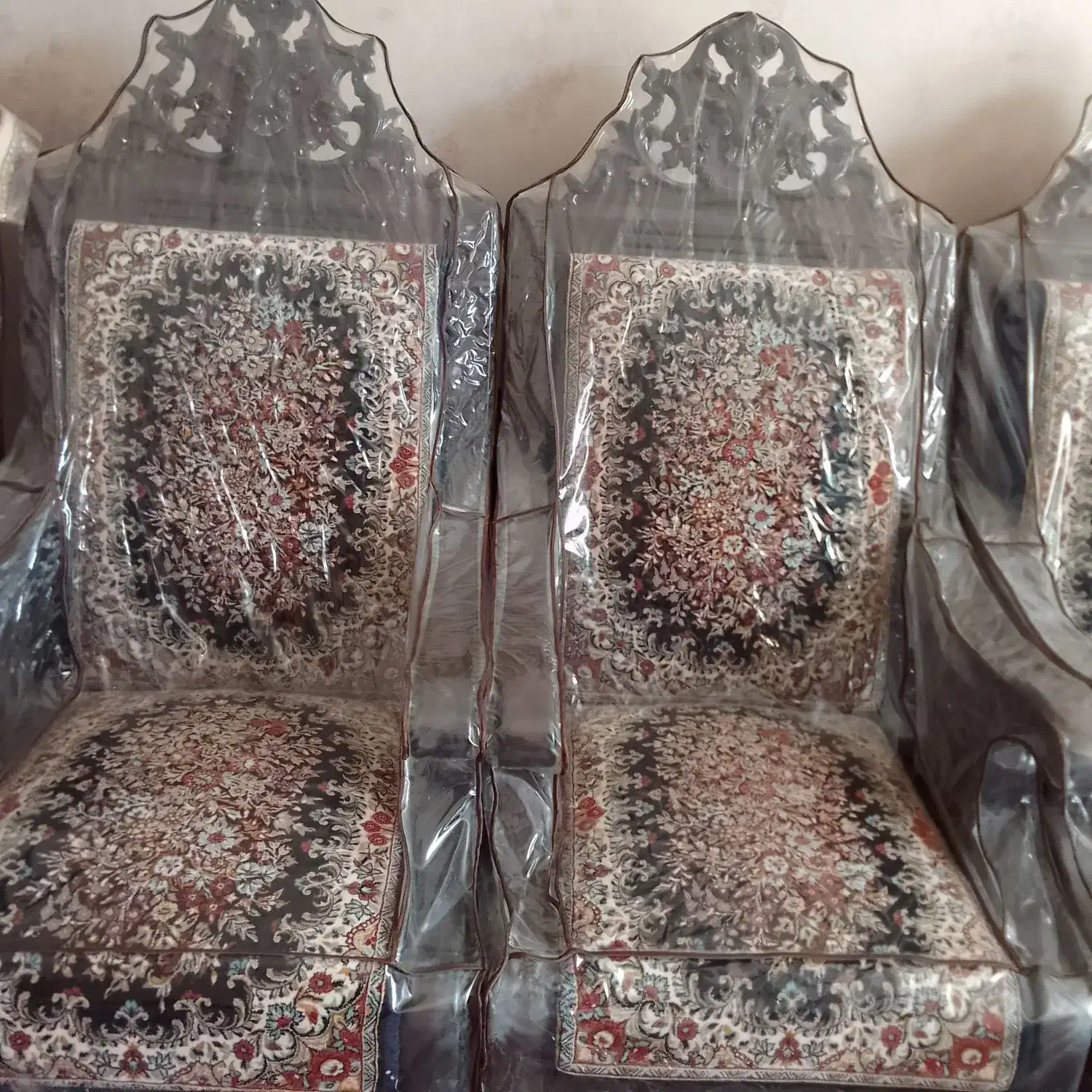 مبل قالی ۶ نفره|مبلمان خانگی و میز عسلی|رفسنجان, |دیوار