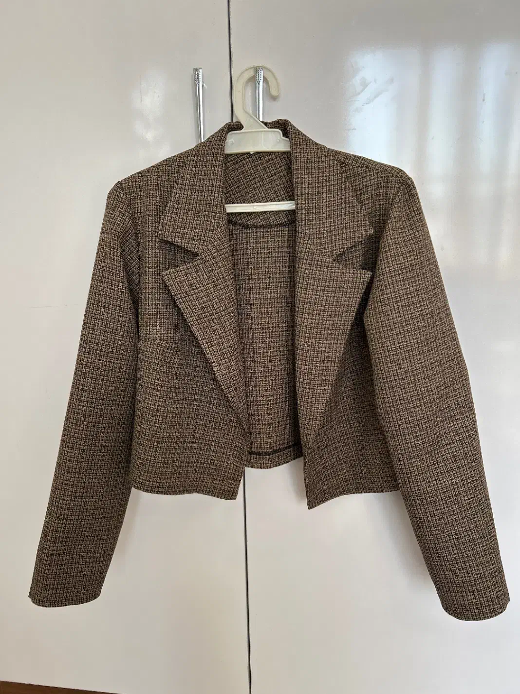 کت پاییزه|لباس|آمل, |دیوار