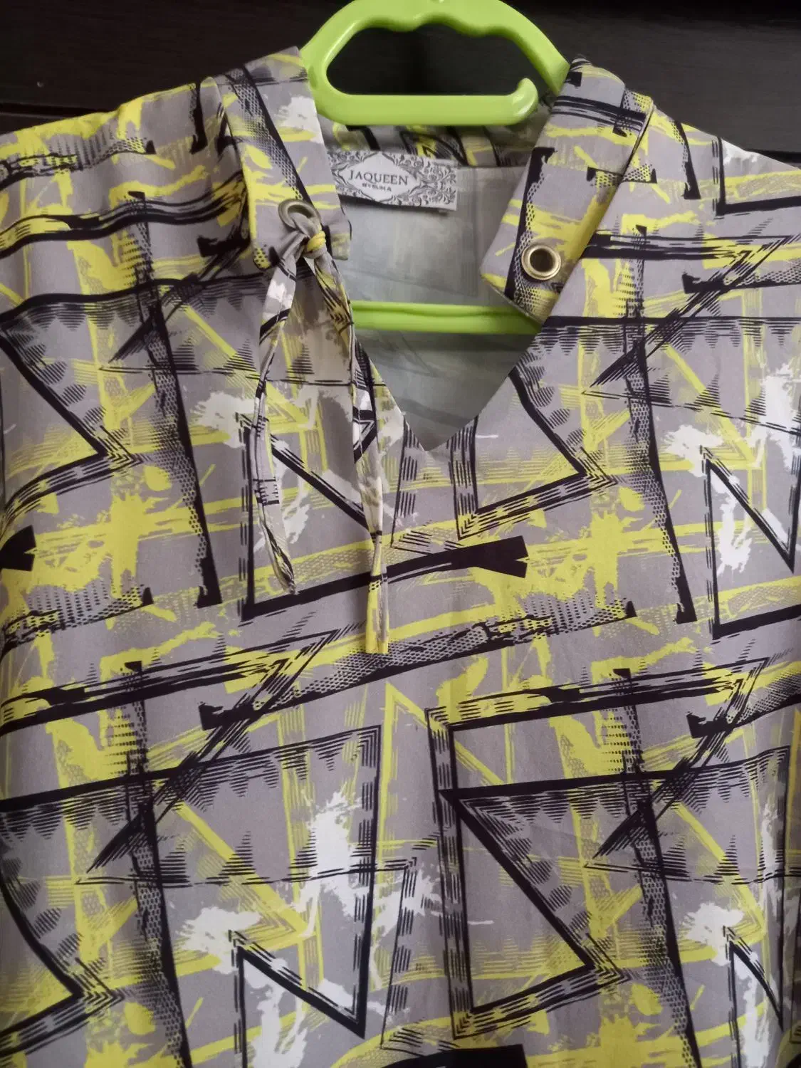 شومیز|لباس|اصفهان, گلزار|دیوار