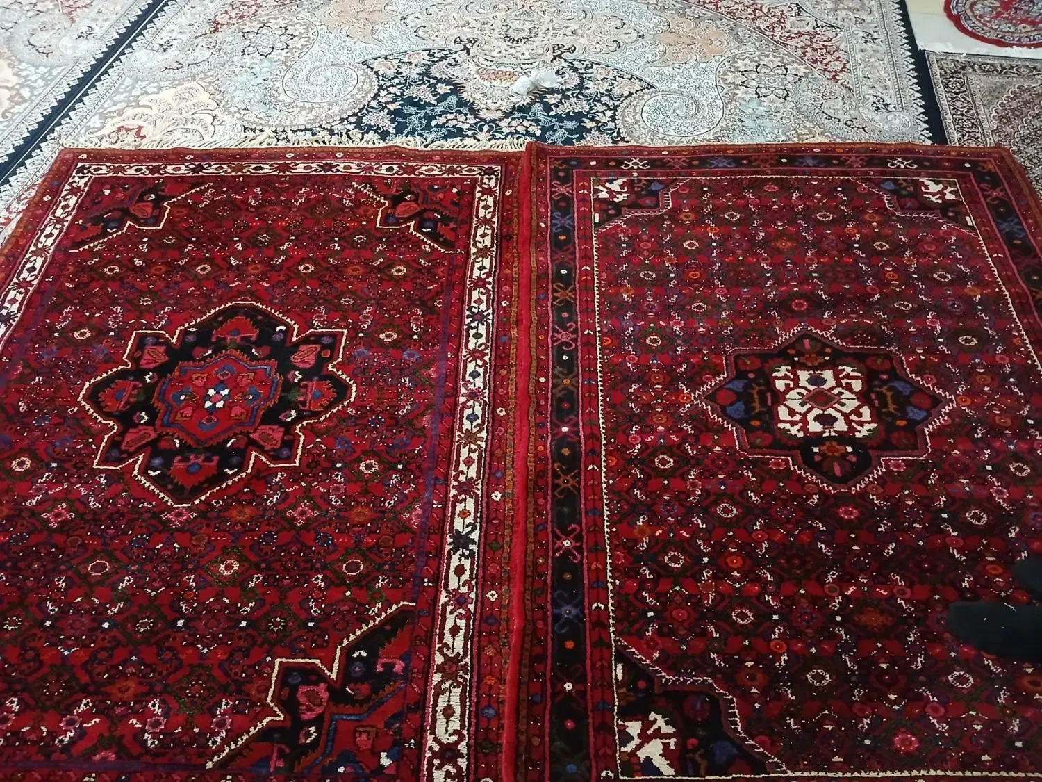 دست بافت قدیمی ولی در حد نو|فرش|ساوه, |دیوار