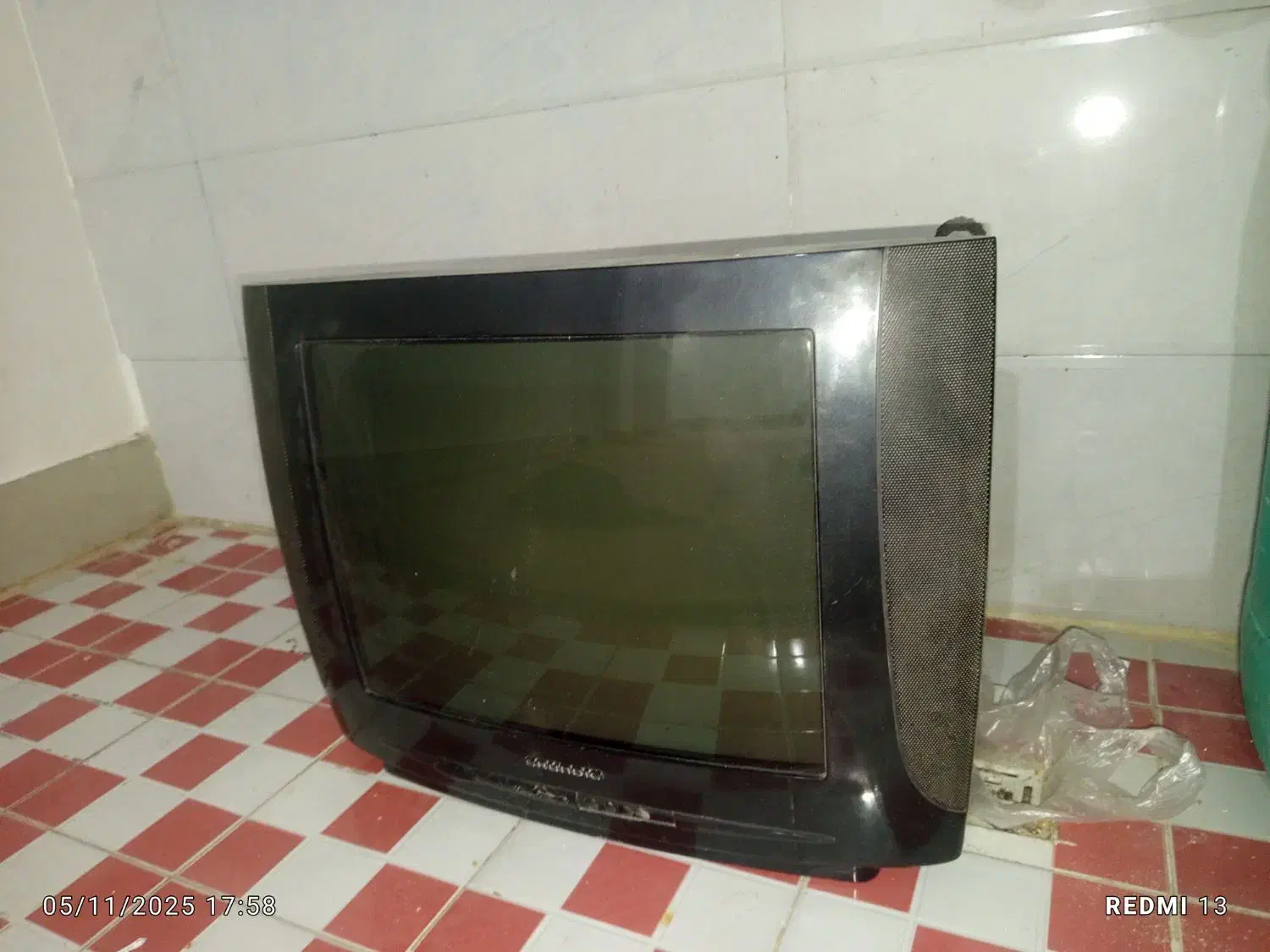 تلویزیون|تلویزیون و پروژکتور|ایذه, |دیوار