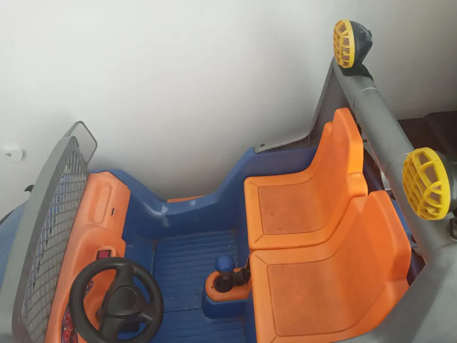 ماشین شارژی ۲نفره پر قدرت|اسباب و اثاث بچه|ساوه, |دیوار