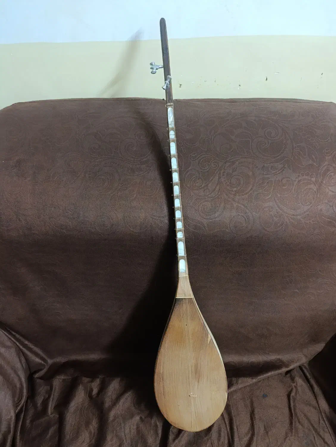 دوتار صدف کاری|سازهای سنتی|بجنورد, |دیوار