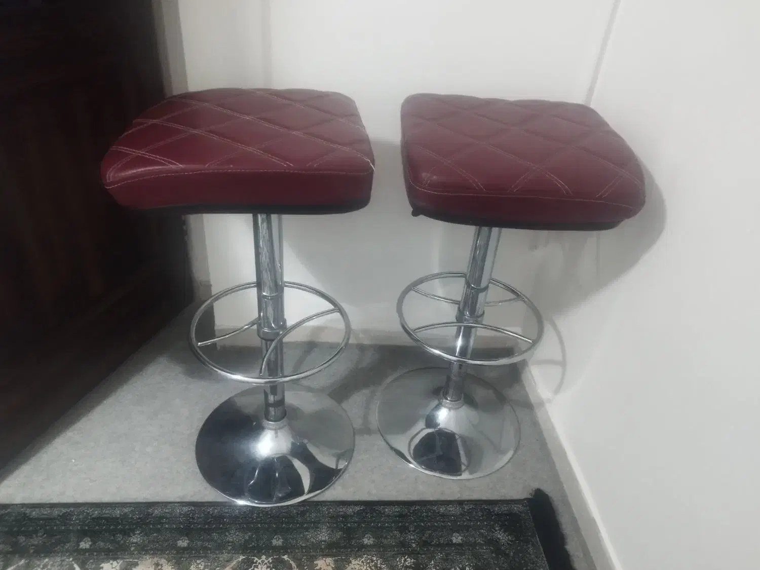 صندلی اپن چرخدار و جک دار|صندلی و نیمکت|بروجرد, |دیوار