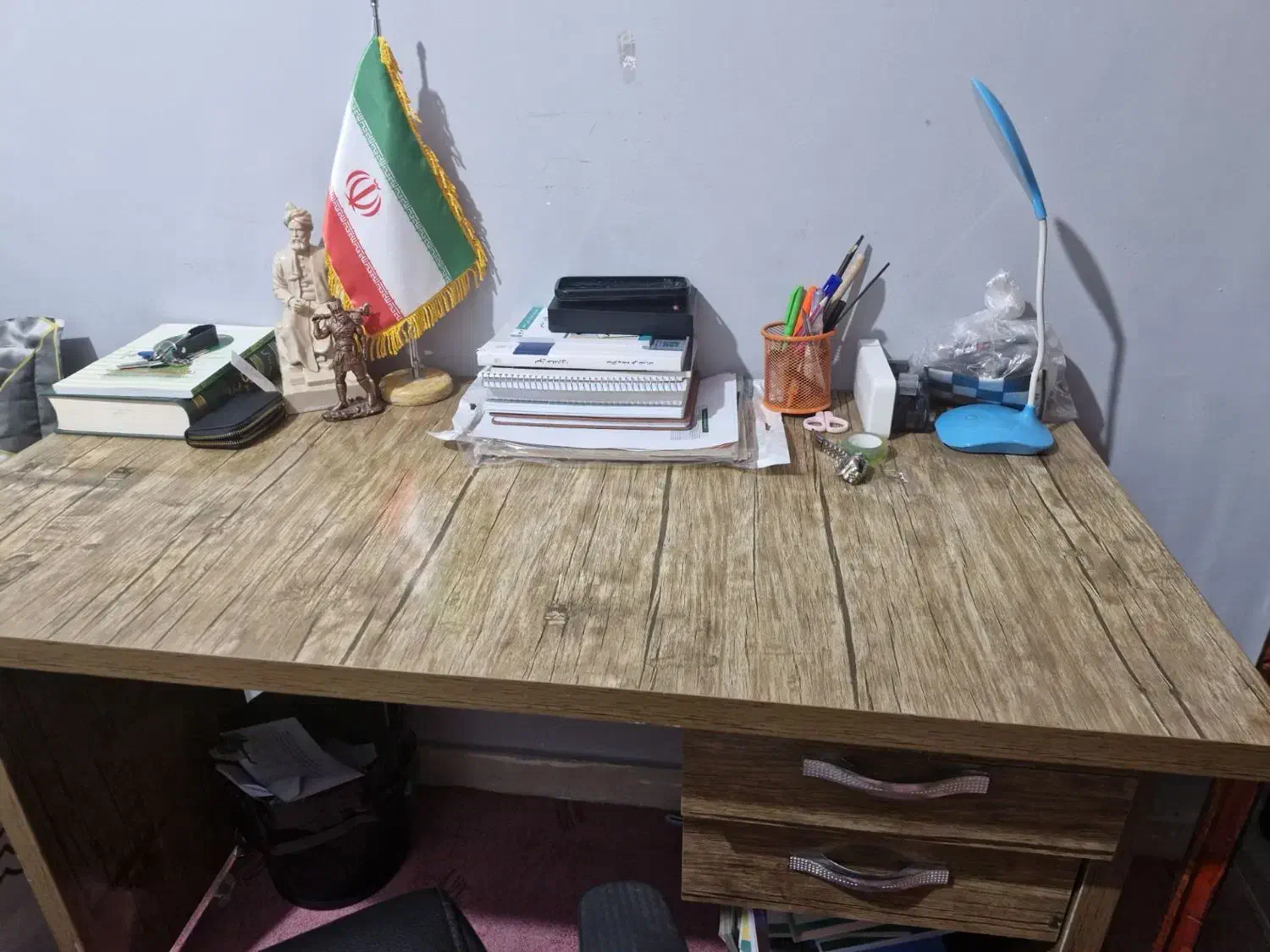 میز تحریر|میز تحریر و کامپیوتر|ابهر, |دیوار