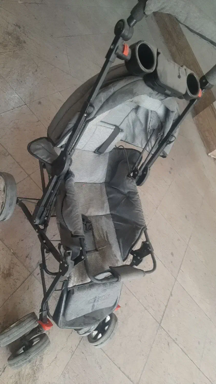 کالسکه|کالسکه و لوازم جانبی|قم, شهرک قدس|دیوار