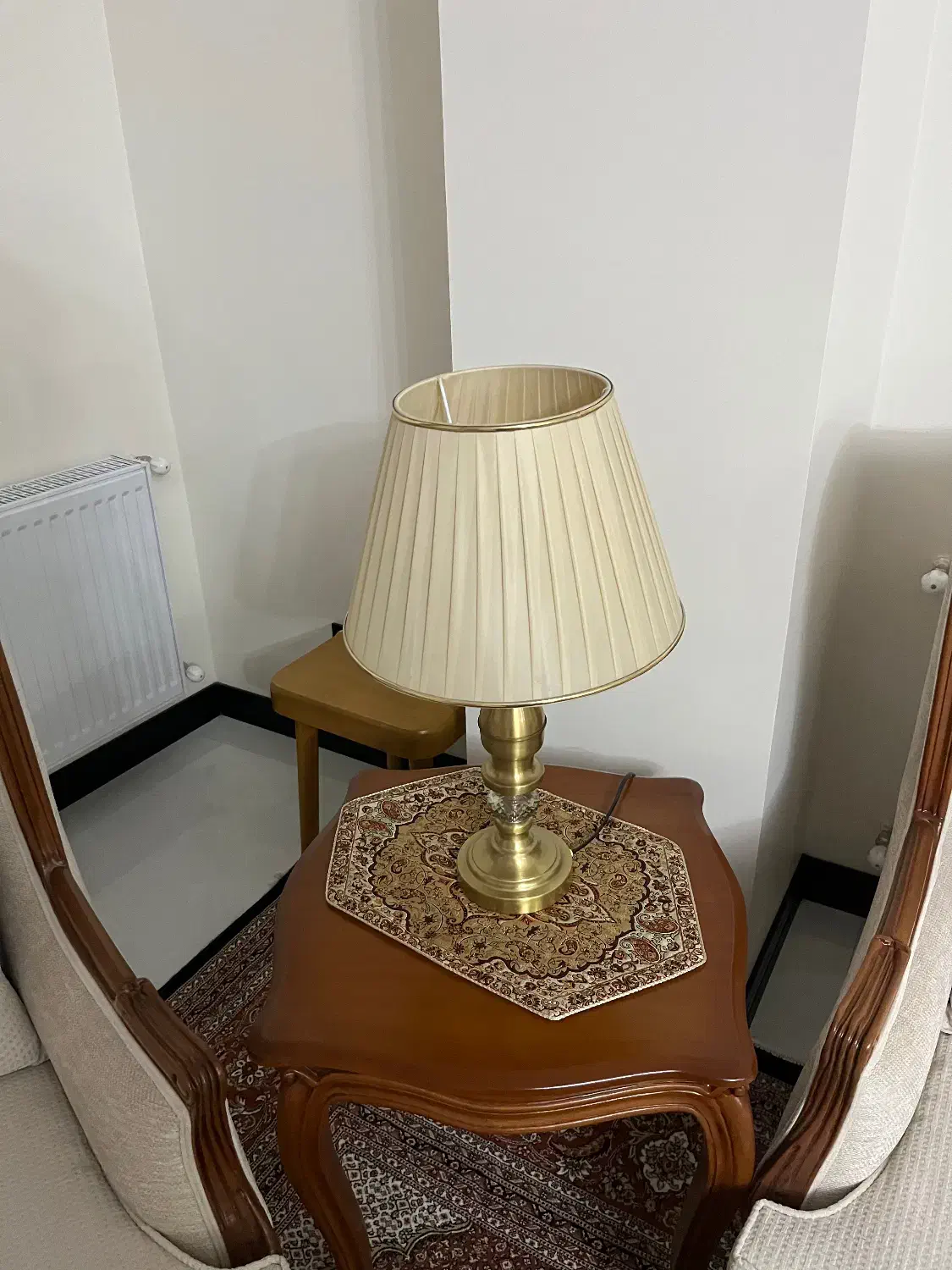 آبا ژور نو نو|چراغ خواب و آباژور|همدان, |دیوار