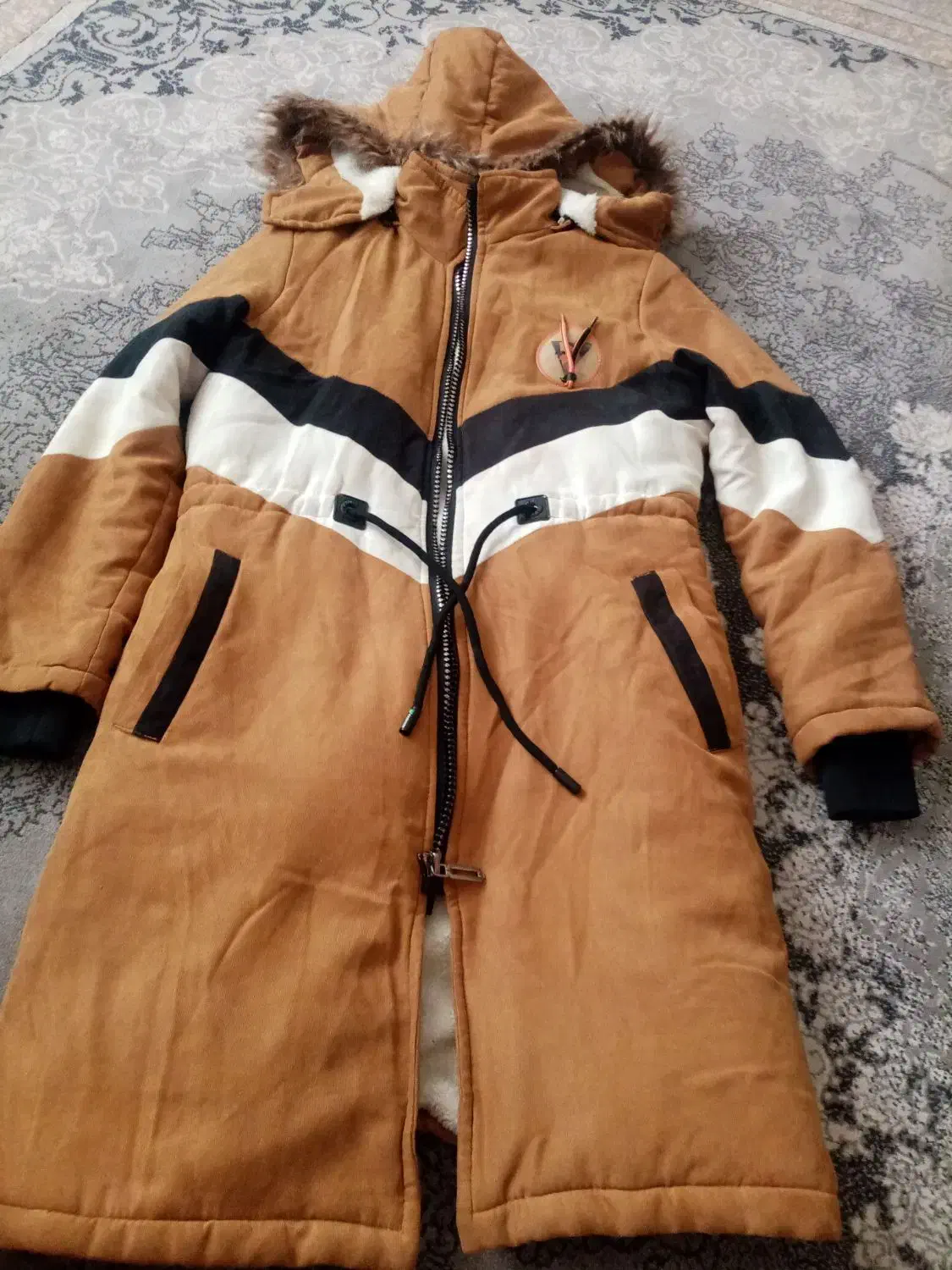 کاپشن در حد نو|لباس|گلبهار, نوبهار|دیوار