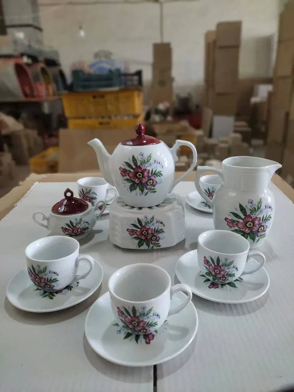 قوری چینی طرح دار|صنایع دستی و سایر لوازم تزئینی|کرمان, |دیوار