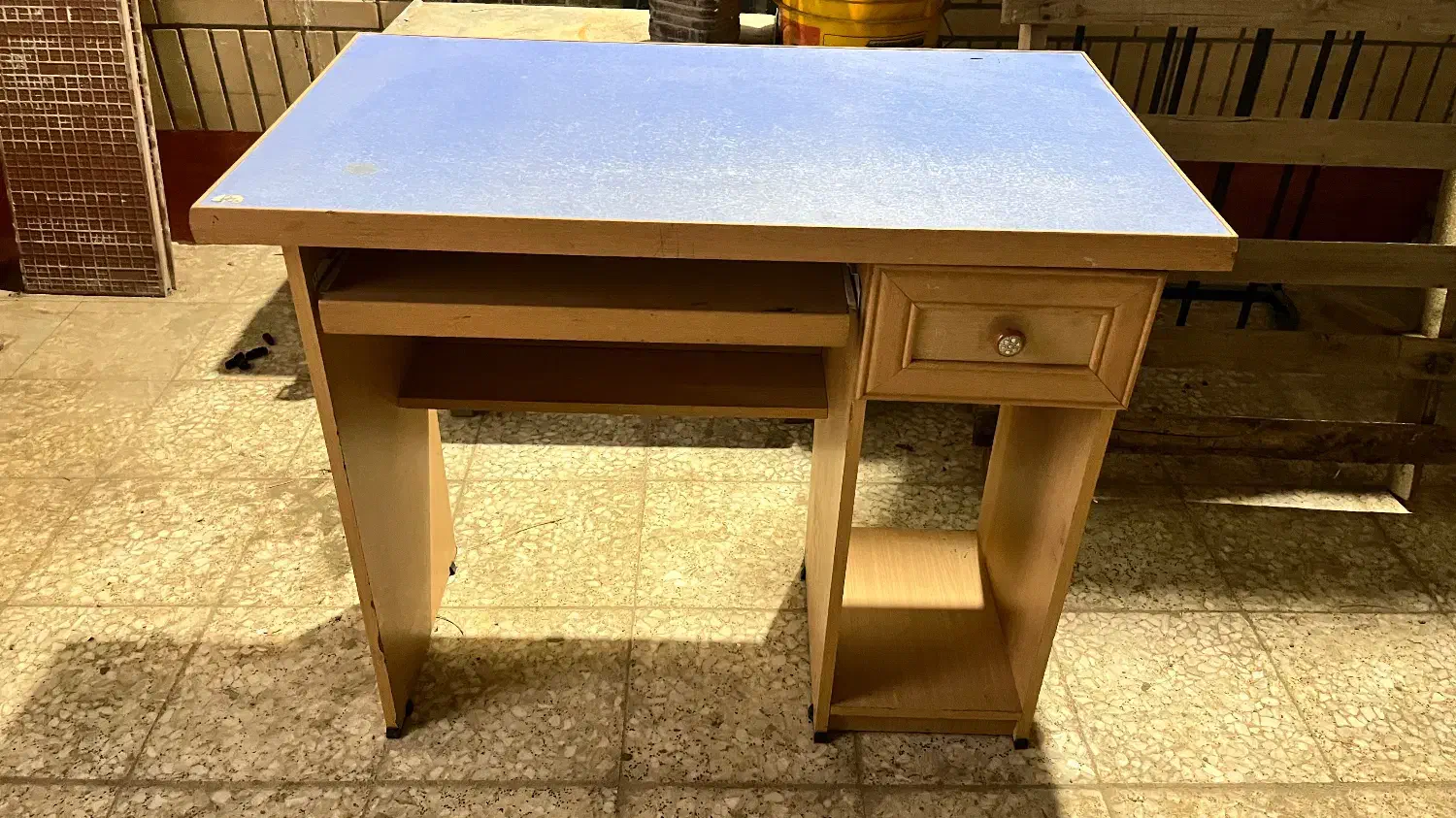 میز کامپیوتر و تحریر|میز تحریر و کامپیوتر|نجف‌آباد, شریعتی غربی|دیوار