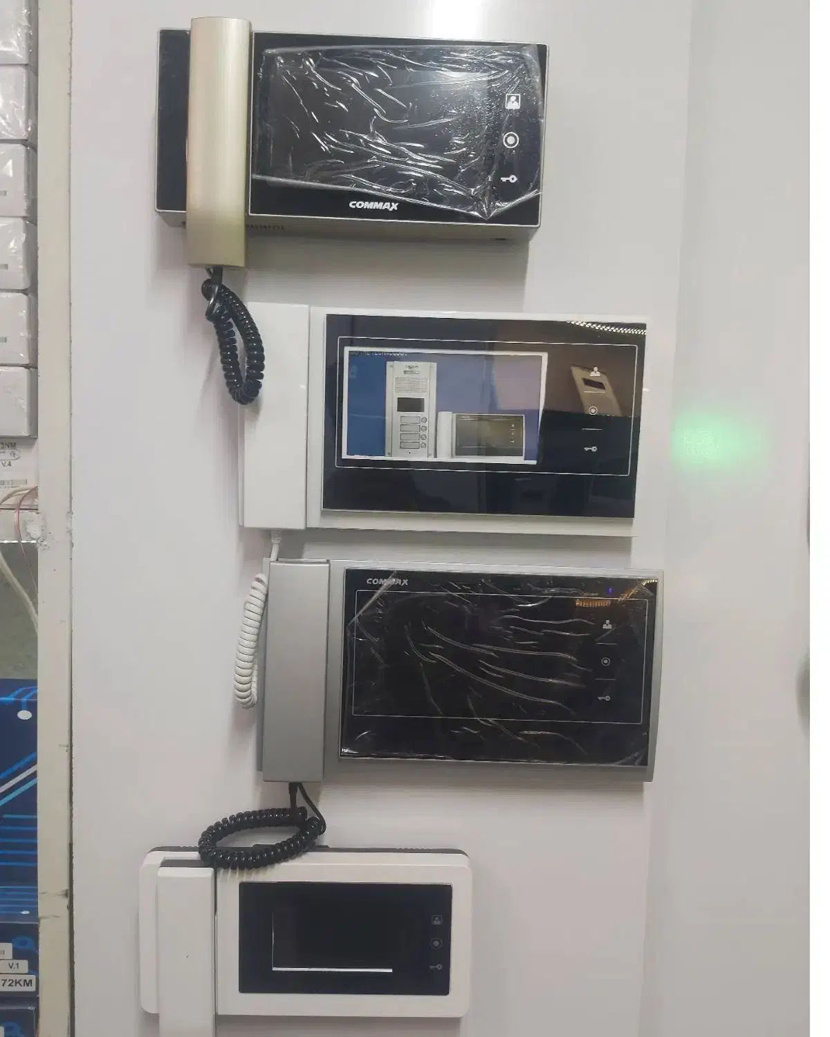 نصاب،نصب و تعمیرات تخصصی آیفون تصویری درمحل شما|خدمات پیشه و مهارت|کرمان, |دیوار