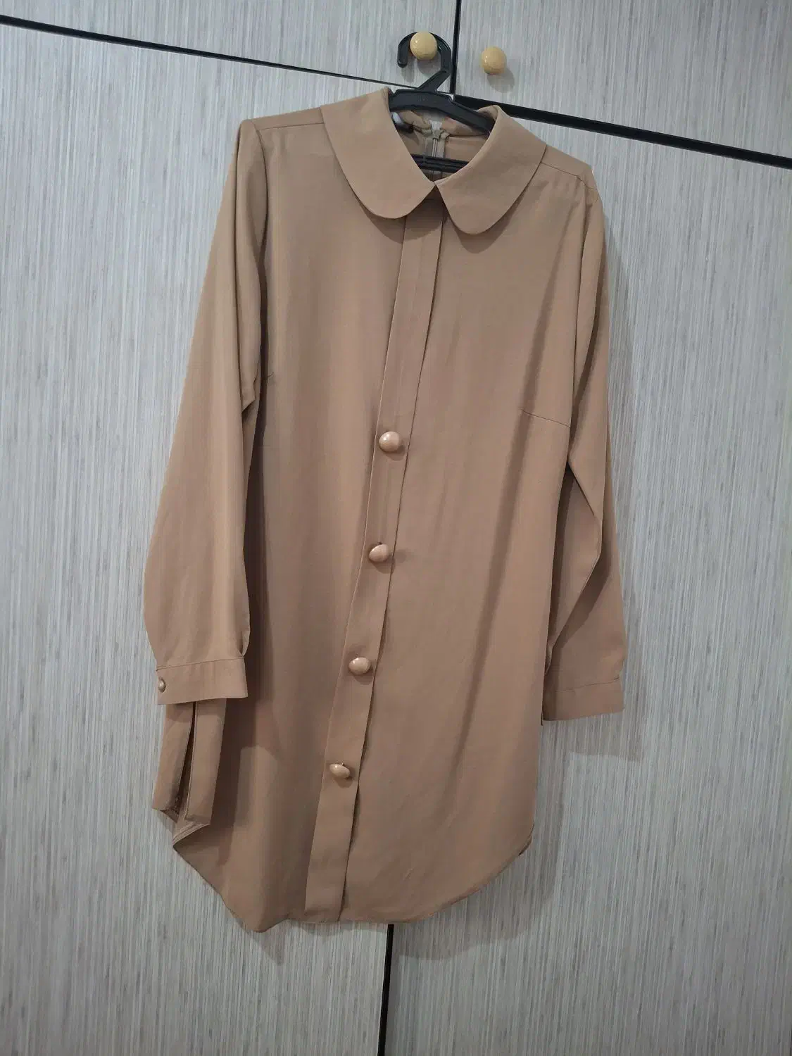 تعدادی تونیک|لباس|سنندج, |دیوار