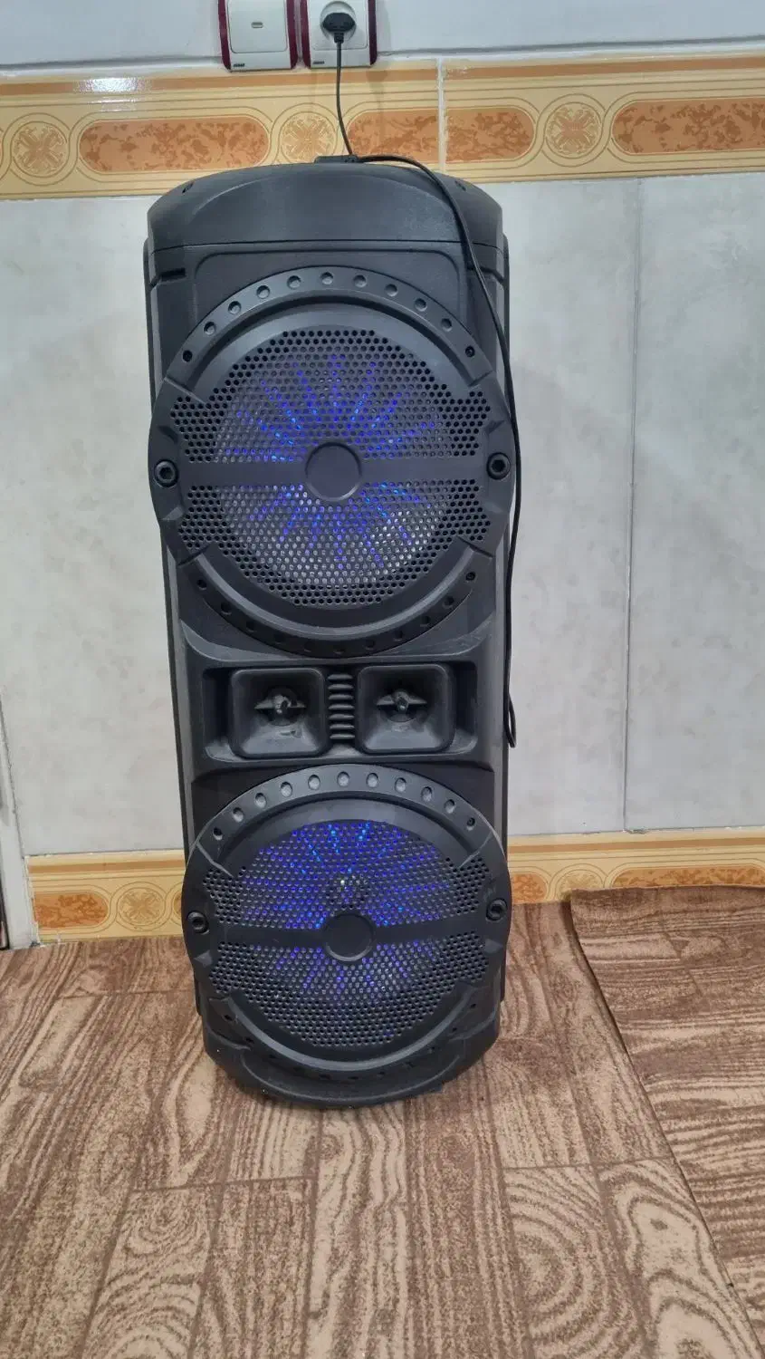 اسپیکر فلشخور بلوتوث دار|سیستم صوتی خانگی|همدان, |دیوار