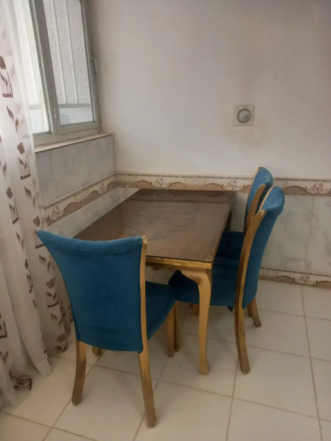 میز ناهارخوری ۴ نفره|میز و صندلی غذاخوری|بیرجند, |دیوار