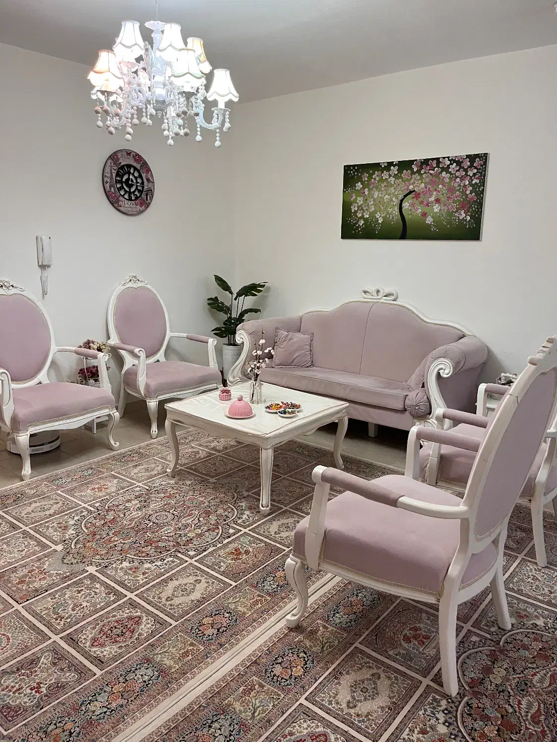 مبل ۷نفره و میزنهار خوری ۶نفره|مبلمان خانگی و میز عسلی|محمدیه-قزوین, |دیوار