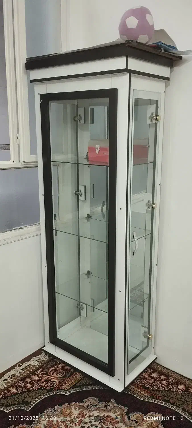 بوفه تمیز و نو|بوفه، ویترین، کنسول|زبرخان, |دیوار