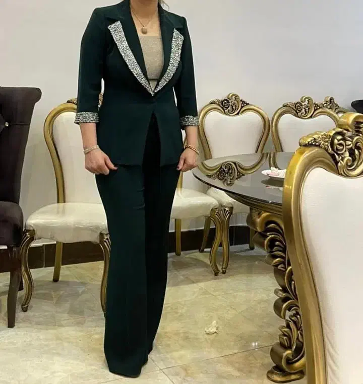 لباس کت و شلوار|لباس|بندر انزلی, گمرک|دیوار