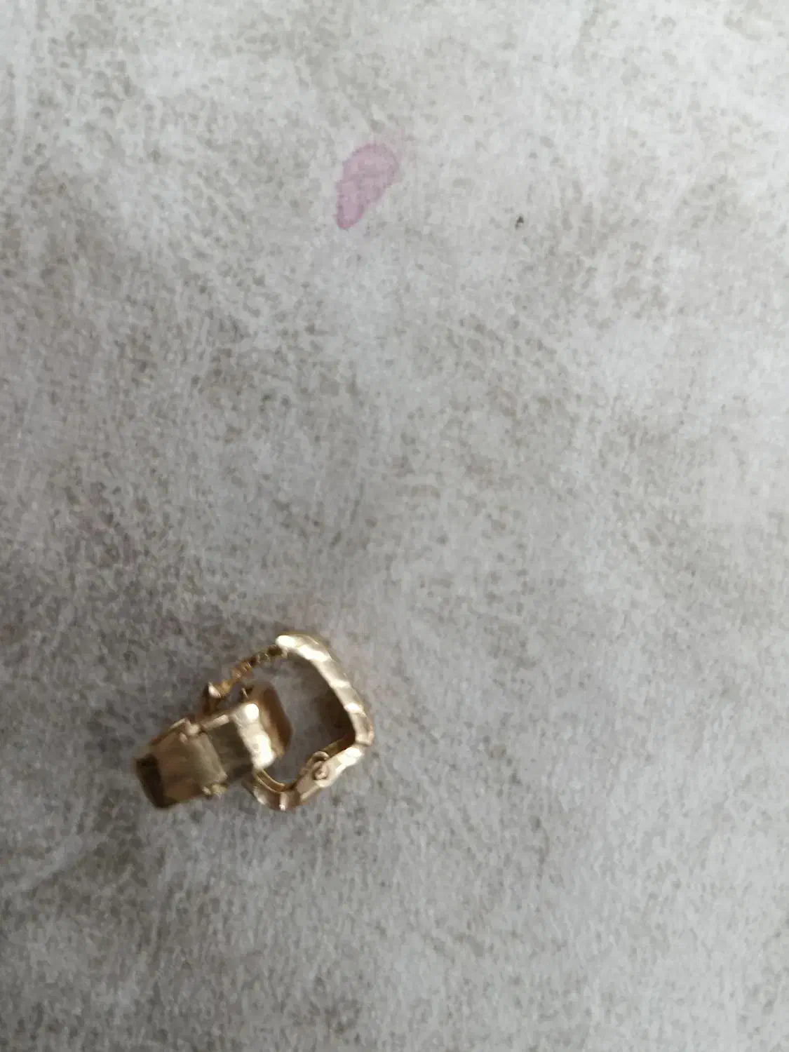 انگشتر|جواهرات|یاسوج, |دیوار