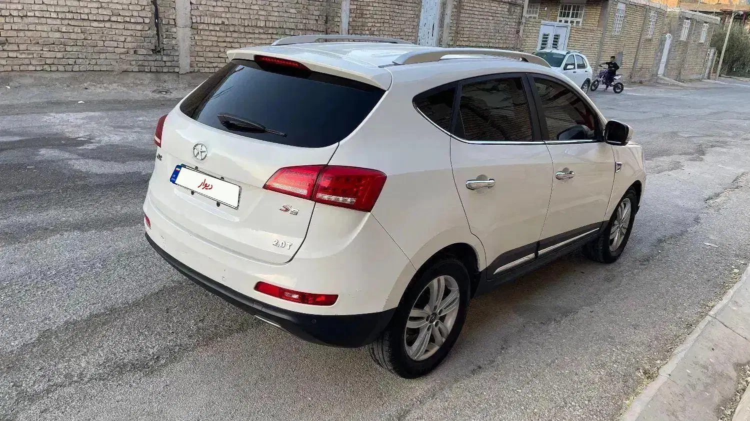 جک اس ۵|خودرو سواری و وانت|شیراز, ارم|دیوار