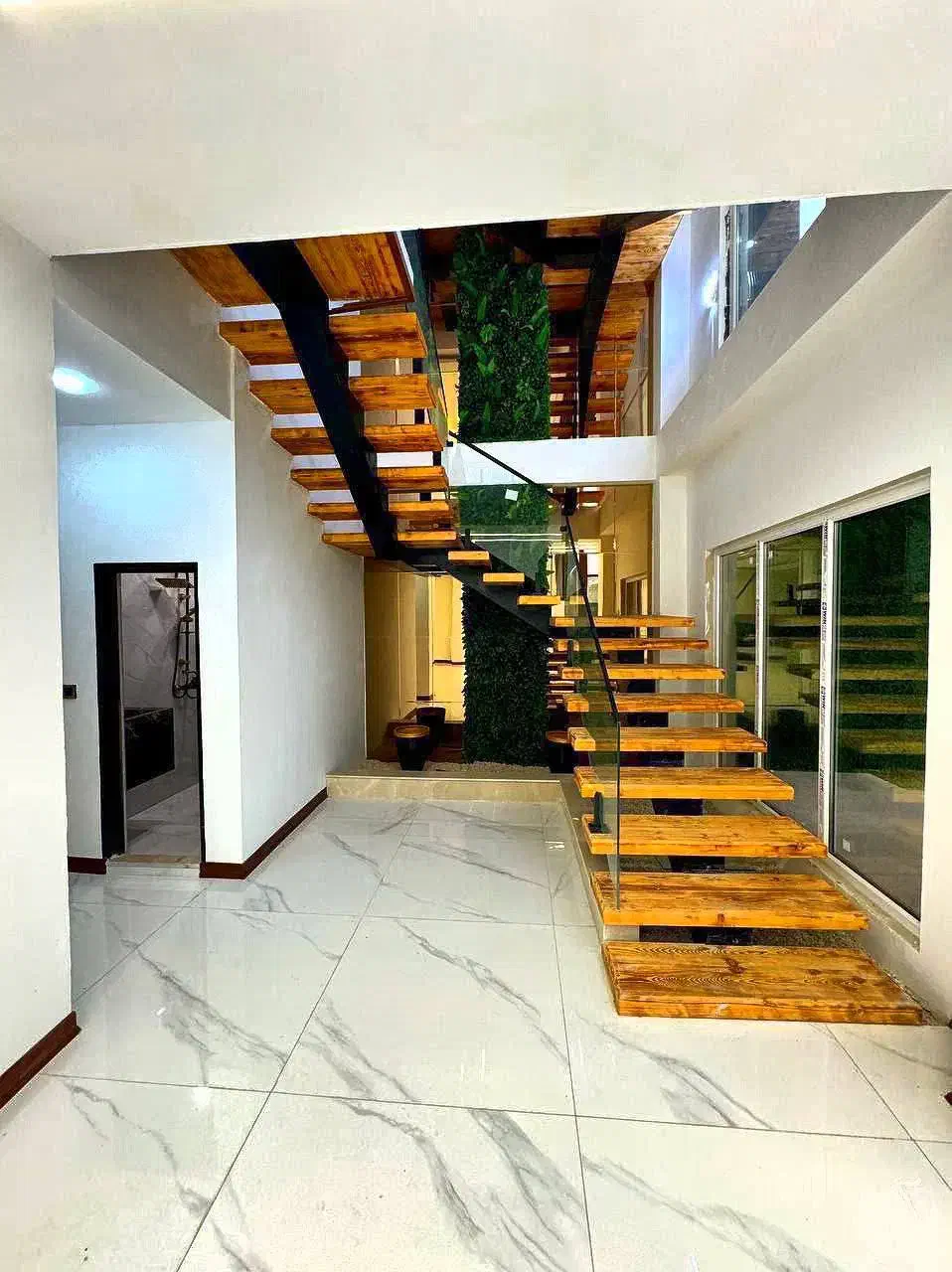 تریبلکس استخرداردر منطقه جنگلی و شهرک هکتاری باسند|فروش خانه و ویلا|امامزاده عبدالله, |دیوار