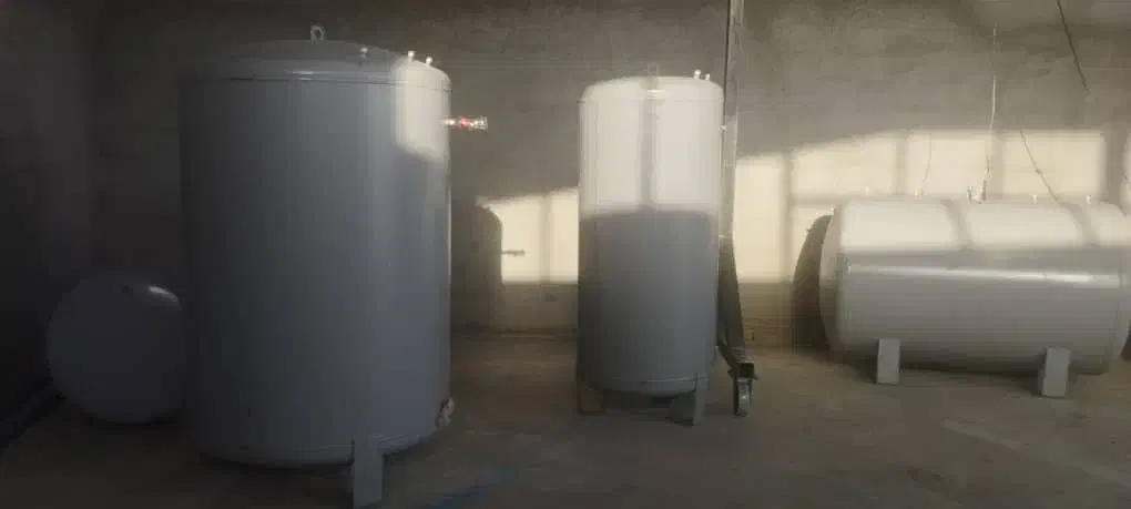 مخزن گاز مایع باغ ویلا رستوران|مصالح و تجهیزات ساختمان|شیراز, باغ تخت|دیوار