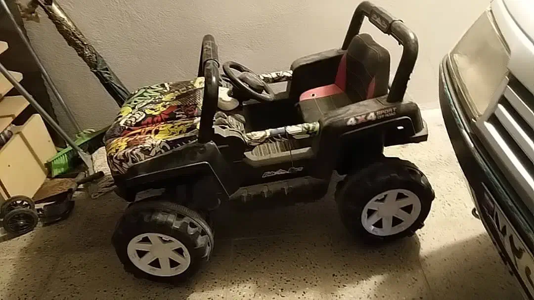 ماشین شارژی|اسباببازی بچه|ایلام, |دیوار