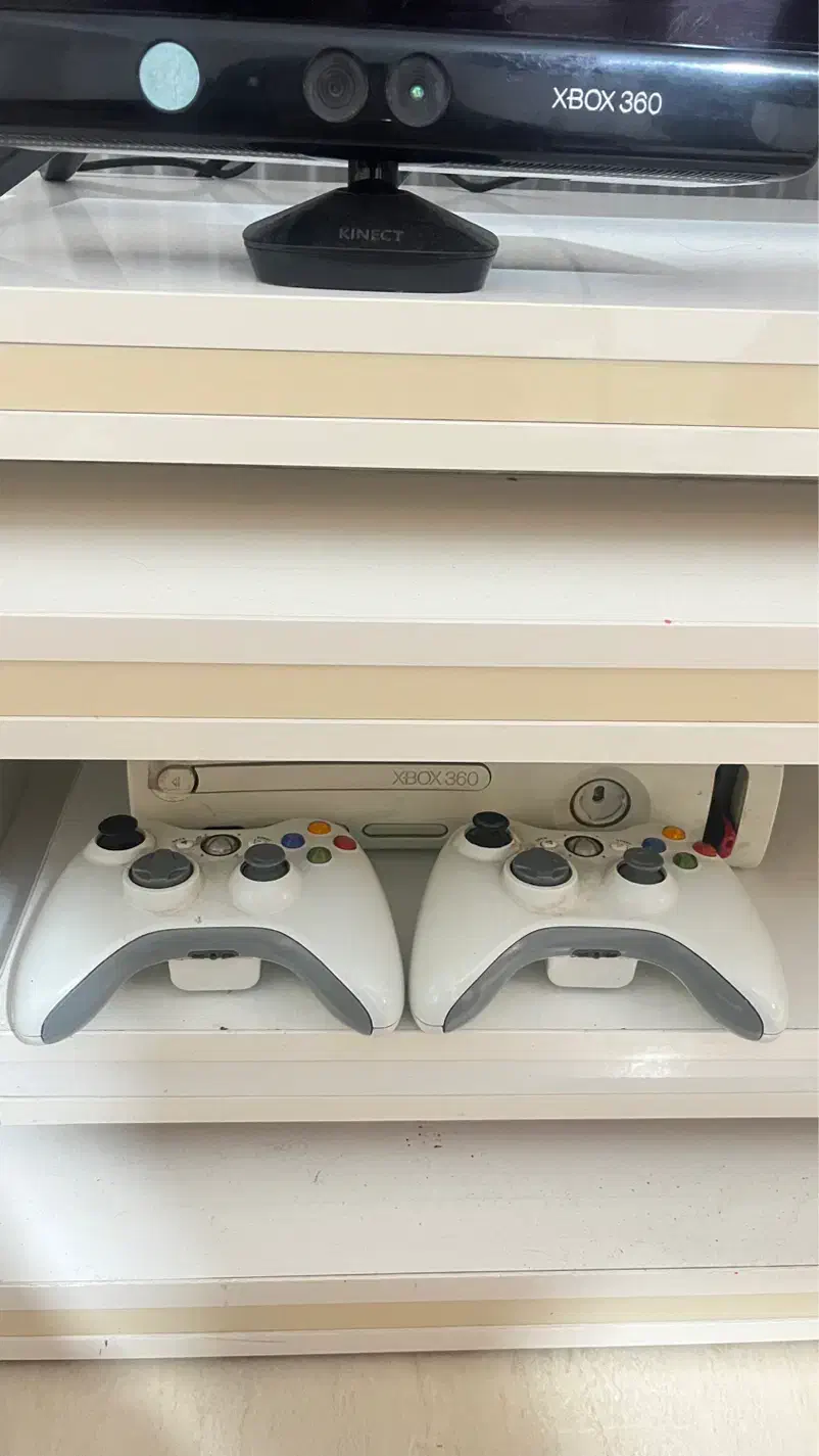 xbox360 به همراه کینکت و ۲دسته و تمام بازی ها|کنسول، بازی ویدئویی و آنلاین|قائم‌شهر, |دیوار