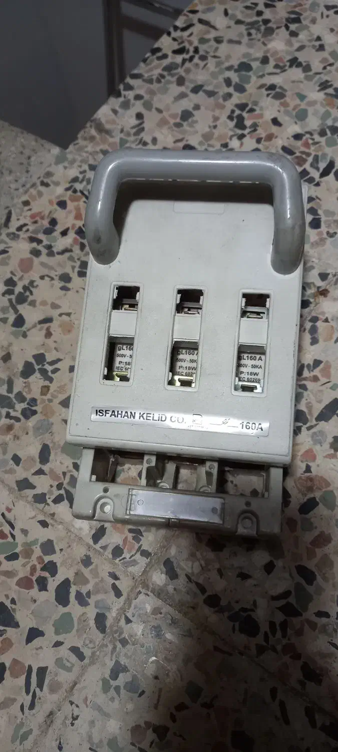 کلید اتوماتیک و کلید فیوز|عمده‌فروشی|سمیرم, |دیوار