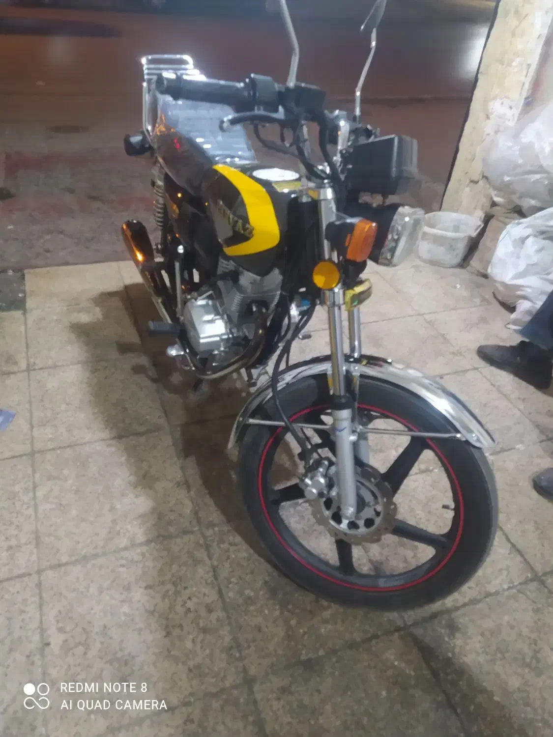 موتور ۲۰۰پرواز ۱۴۰۴|موتورسیکلت|همدان, |دیوار