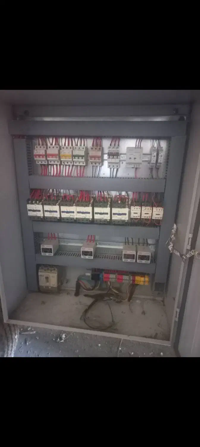 یک دستگاه حفاری و یک دستگاه غلطک ch47|ماشین‌آلات صنعتی|تهران, مختاری|دیوار