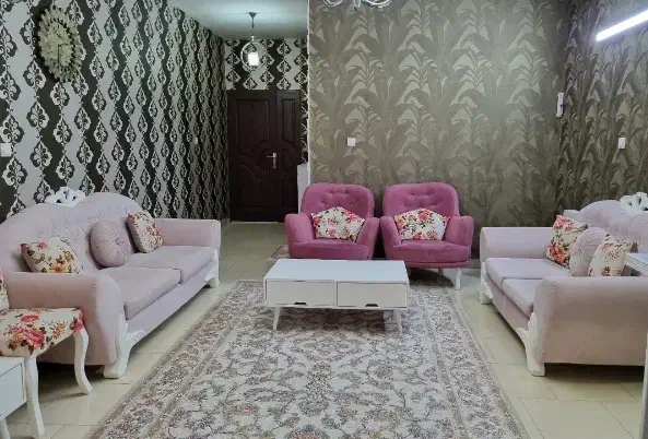 مبل و جلومبلی و میز تی وی|مبلمان خانگی و میز عسلی|هشتگرد, فاز ۷ مهستان|دیوار