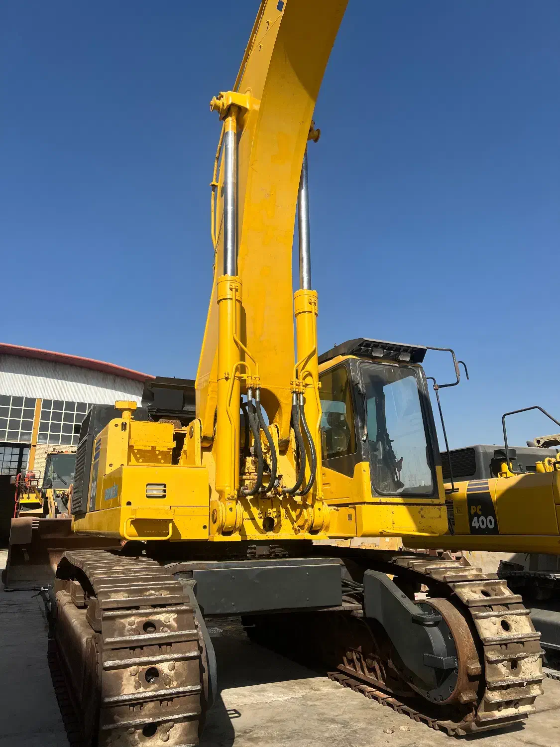 بیل مکانیکی کوماتسو ۸۰۰|خودرو سنگین|چهاردانگه (تهران), |دیوار